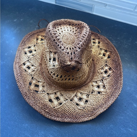 Straw Hat - Picture 1 of 3